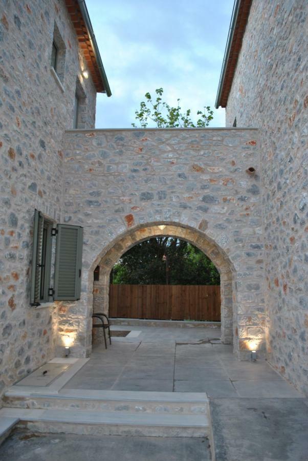 Petras Gi - Stone Houses Stoúpa Buitenkant foto